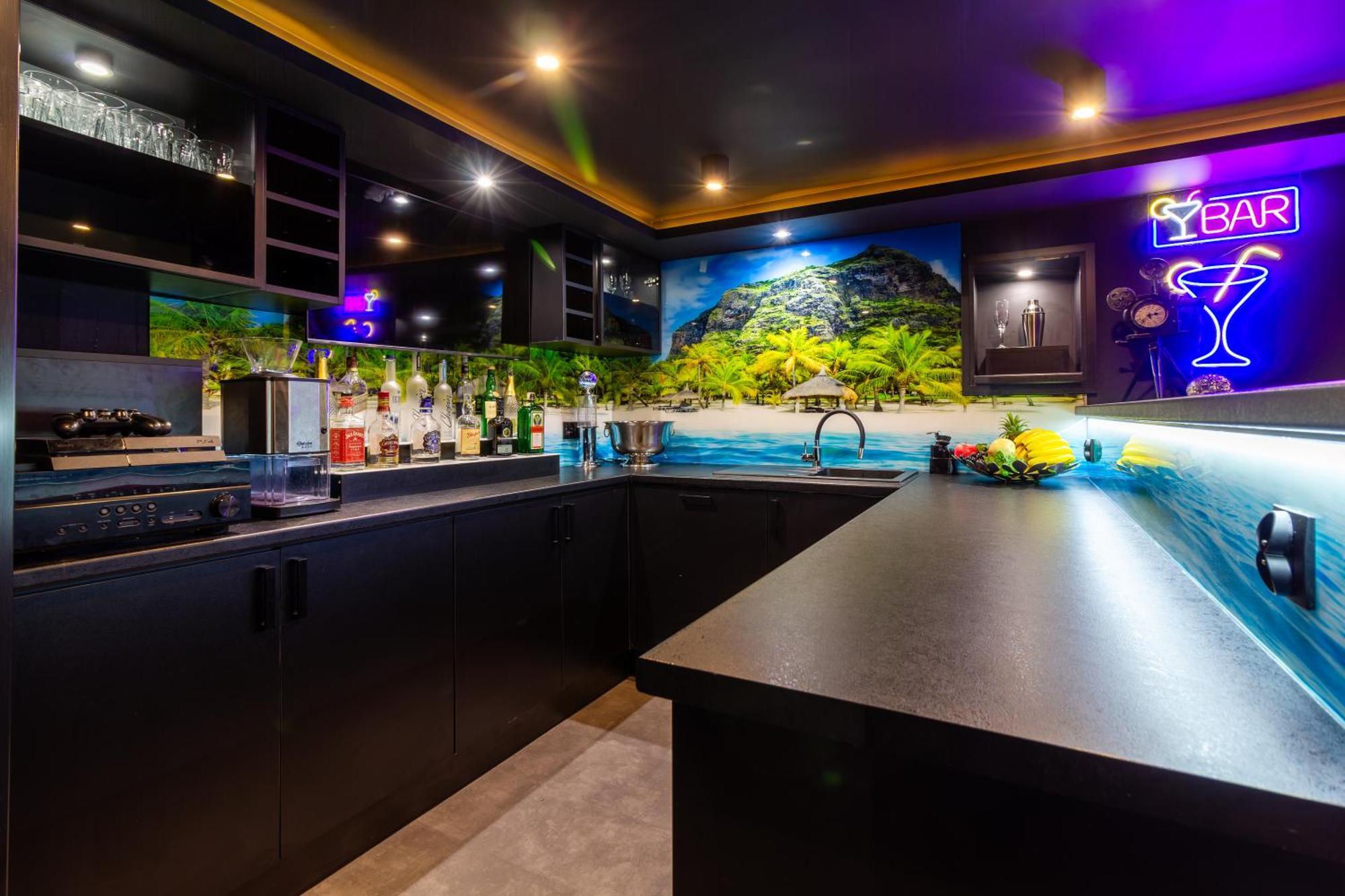 弗罗茨瓦夫Housecube, Bar , Prywatne Kino, Bilard , Luxus别墅 外观 照片